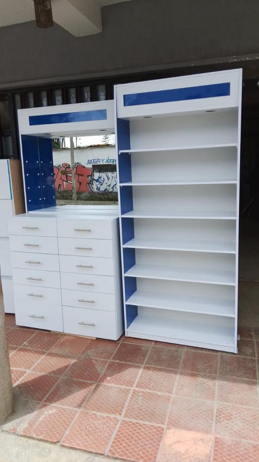 torre-gavetera-metalica-para-medicamentos-e-insumos-medicos-torre-gavetera-muebles-para-drogueria-y-farmacia-muebles-para-droguerias-metalicos-cajonera
