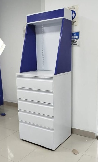 carro-para-almacenamiento-y-transporte-de-medicamentos