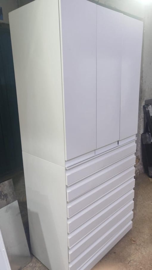 Torre-gavetera-para-droguería-en-colombia-pastillero-para-medicamentos-torre-gavetera
